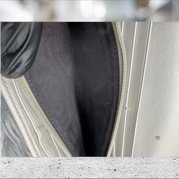 Gucci Guccissima Long Wallet Ivory Leather Interlocking Lovely Monogram - Picture 7 of 10